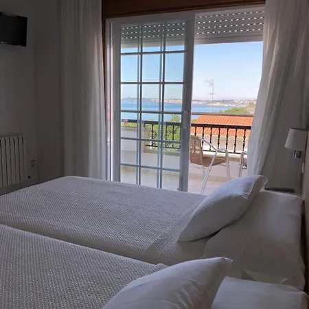 Riveiro Hotell 2*