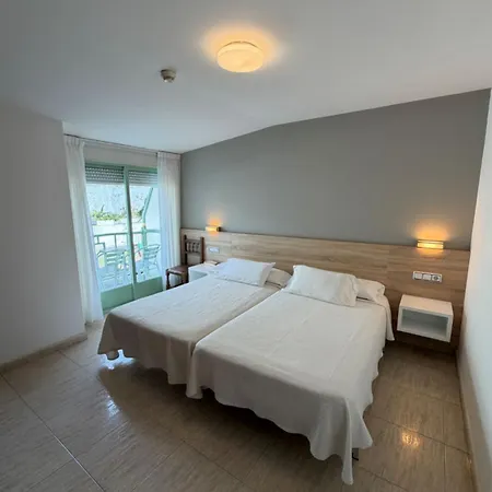Riveiro Hotel