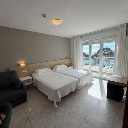 Hotel Riveiro 2*