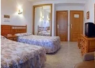 Riveiro Hotell